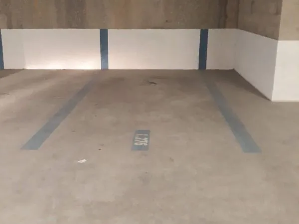 Parking/box Massy