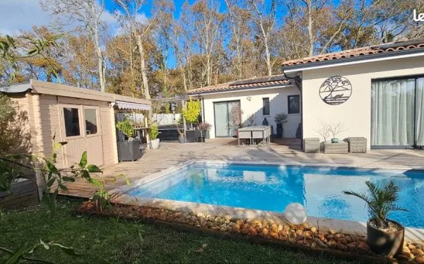 Maison avec piscine et spa