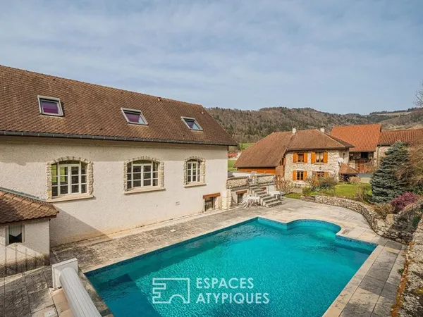 Propriété authentique avec jardin intimiste et ses 2 maisons