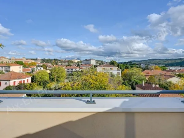 Appartement récent duplex - dernier étage avec ascenseur - vue d