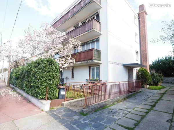 Studio 1 pièce 29 m²