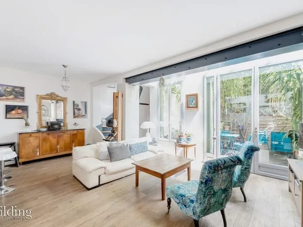 Centre ville Maison familiale 7 pièces de 167 m² avec terrasse