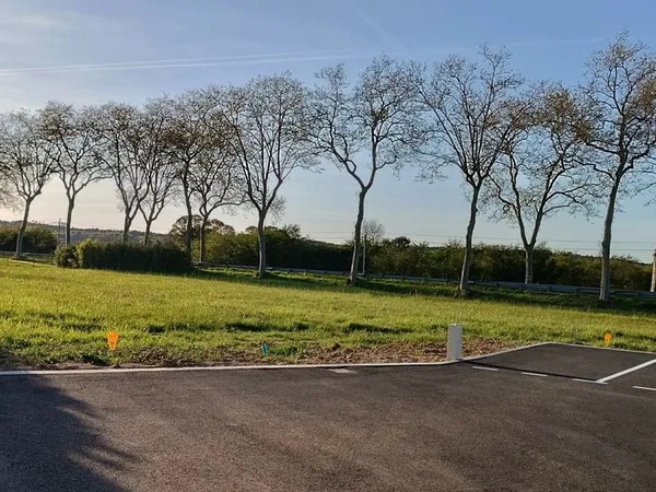 Terrain viabilisé LEGUEVIN - 1023 m2