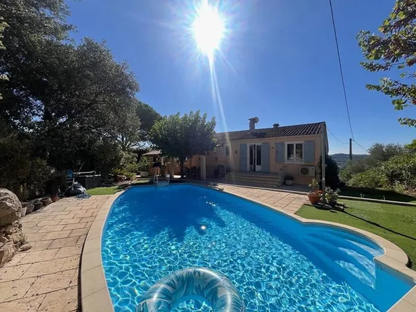 Maison 5 pièces 140 m²