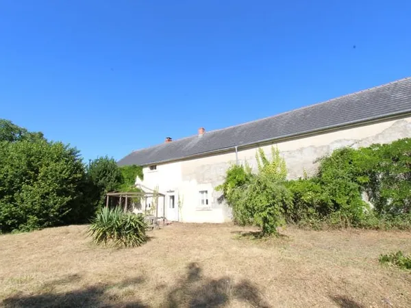 Longère à rénover dans hameau proche La Charité sur Loire