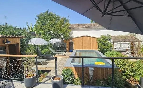 Maison 8 pièces 270 m²