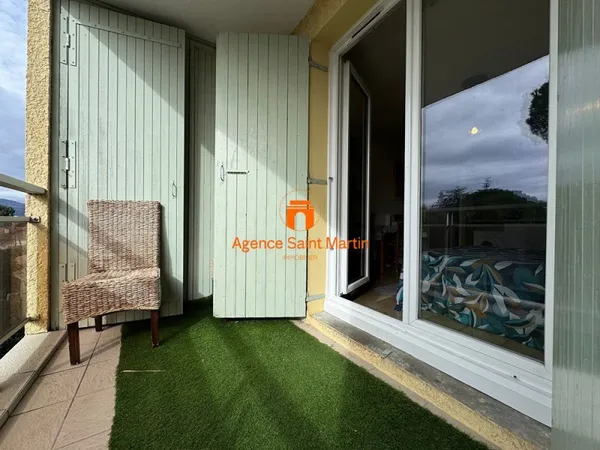 Au calme, Studio meublé 22.55 m2 avec terrasse