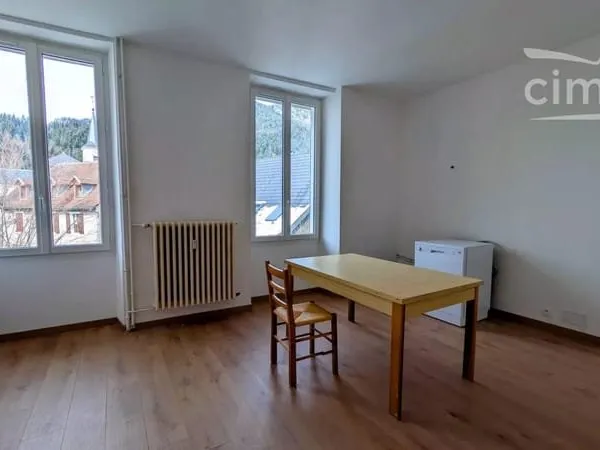 Appartement 2 chambres centre village vue Grand Som