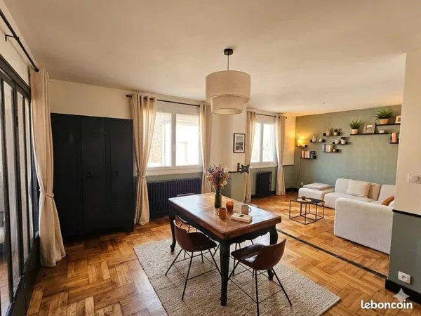 T4 Lumineux refait à neuf quartier des Tuilieres