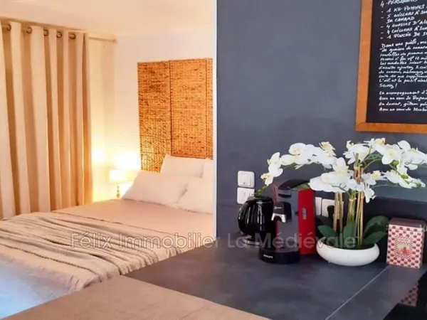 Studio 1 pièce 22 m²