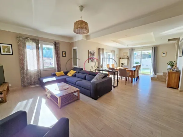 "Les Brés" VILLA rénovée 183 m² calme, piscine