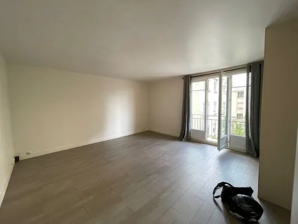 Studio 1 pièce 38 m²