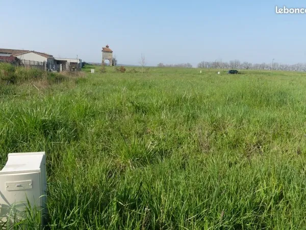 Vente Terrain 911m2