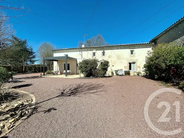 Maison 10 pièces 182 m²