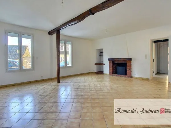 Maison de bourg à Sours