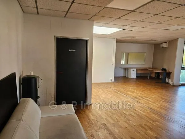 Bureaux 110 m²