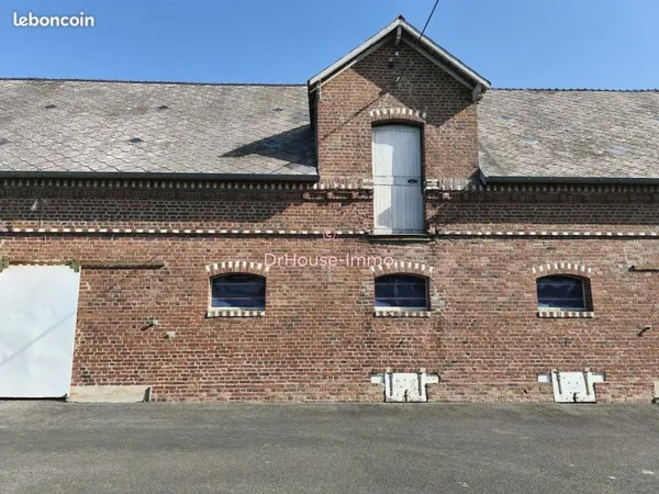 Maison 2 pièces 196 m²
