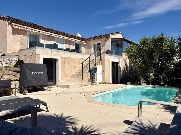 Villa 4 pièces 125 m²