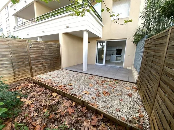 T1 de 25 m² en rez-de-jardin - Résidence Clos Chalvé - Proche centre-ville de Miramas