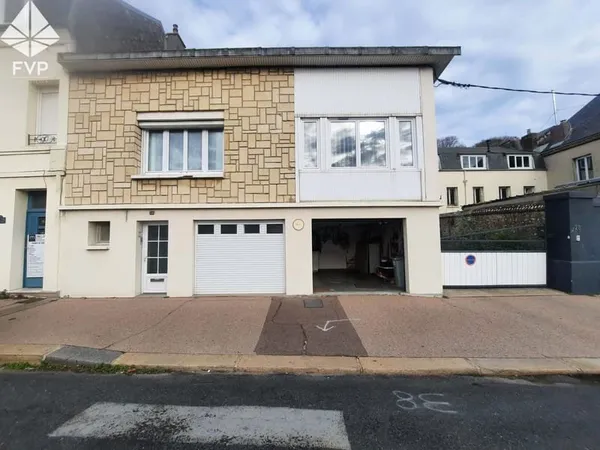 A VENDRE EN EXCLUSIVITE MAISON SUR LE PORT DE FECAMP