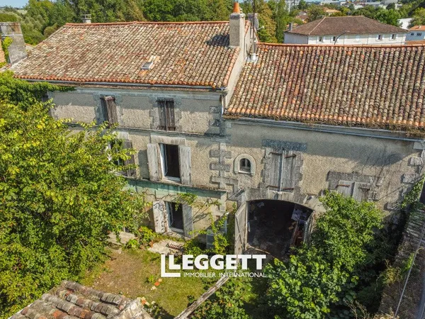 Maison 7 pièce(s), ANGOULÊME