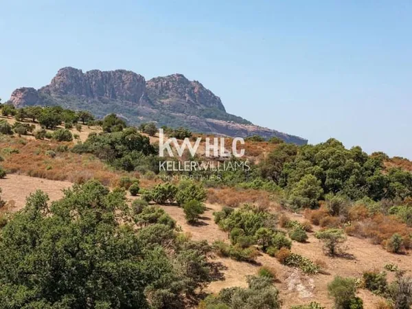 Roquebrune-sur-Argens - Élégante maison jumelée avec vue panoramique