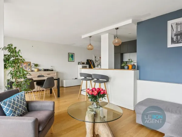 Vends appartement lumineux avec balcon et vue dégagée