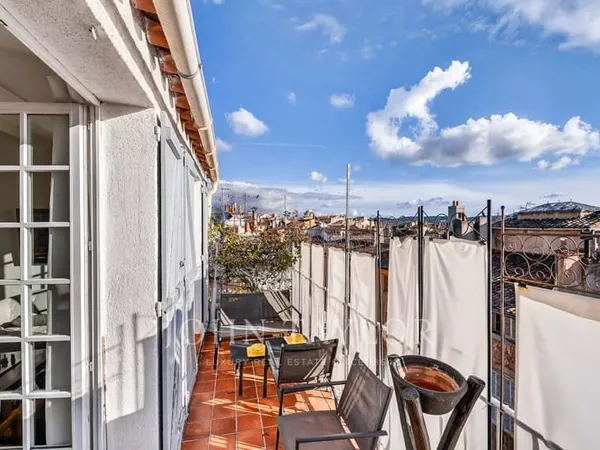 Duplex d'exception avec parking, ascenseur et vues panoramiques - Centre historique d'Aix-en-Provenc