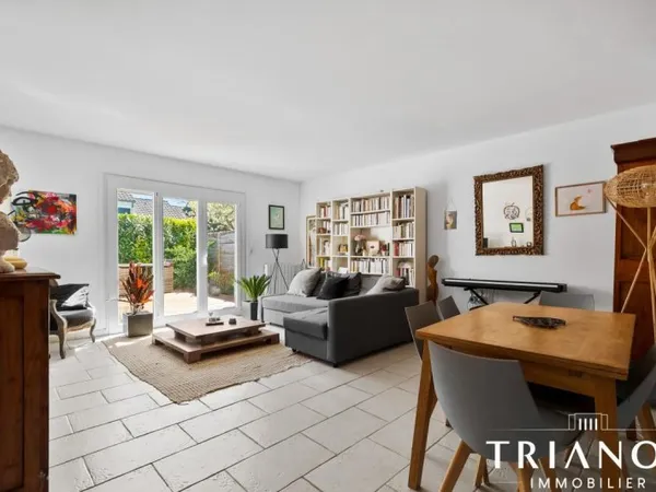 MAISON – 3 CHAMBRES – TERRASSES – PROCHE ÉCOLES ET COMMERCES