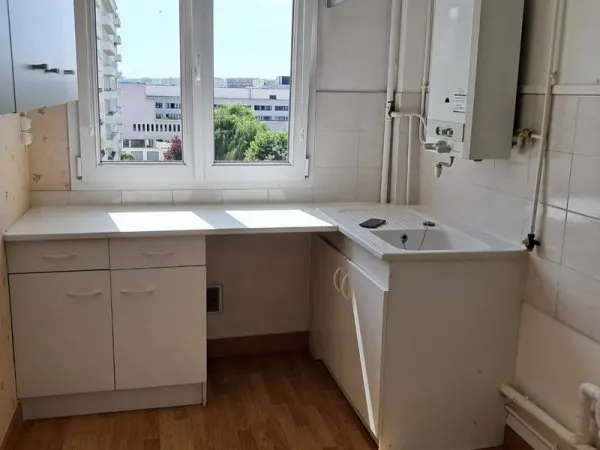 APPARTEMENT AVEC GARAGE