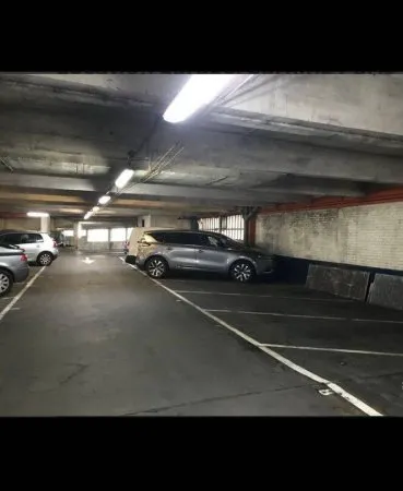 Parking 12 m²