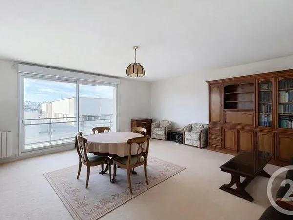 Appartement 3 pièces 82 m²