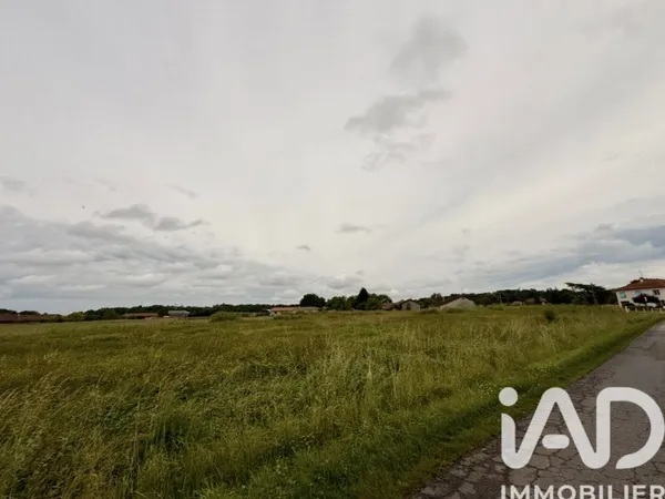Terrain en individuel 13220 m²
