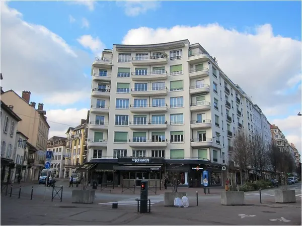 Appartement 3 pièces 124 m²
