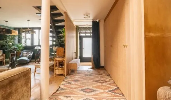 Maison 2 pièces 183 m²