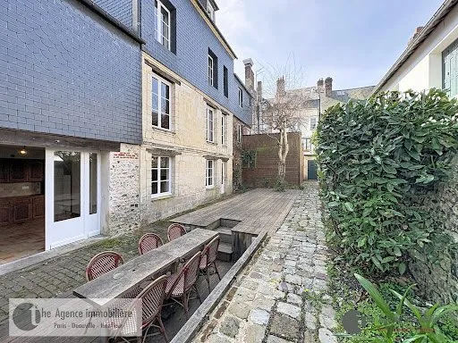 Maison 7 pièces 140 m²