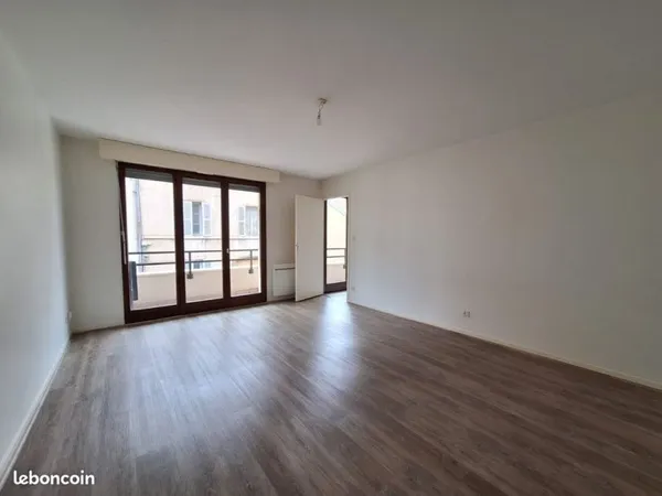 Appartement 2 pièces 57 m²