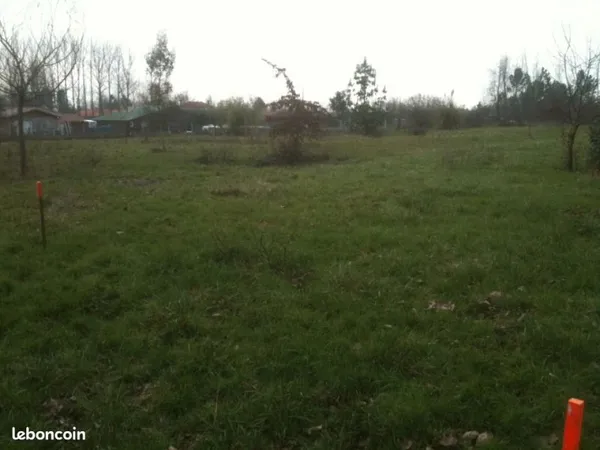 Terrain 760 m² Val De Virvee