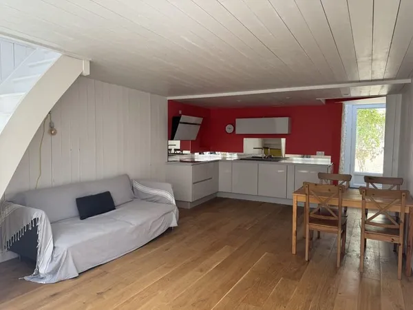 Maison de village - La Flotte -