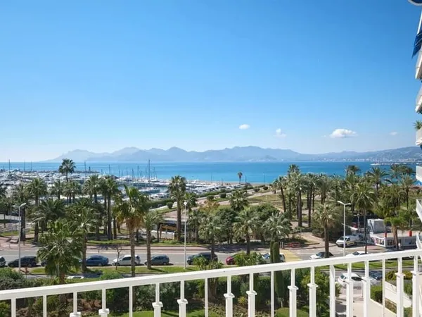 CROISETTE VUE MER