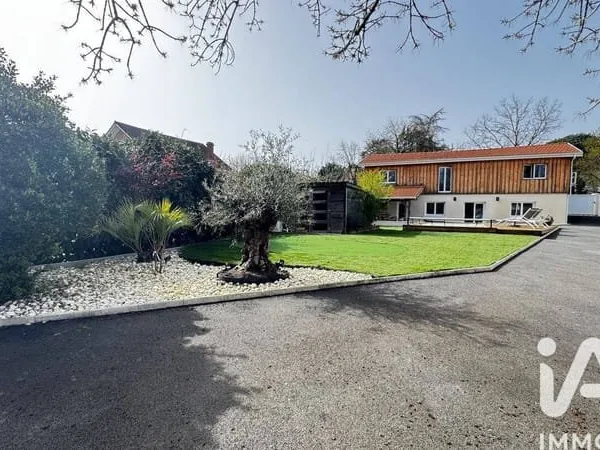 Maison 4 pièces 126 m²