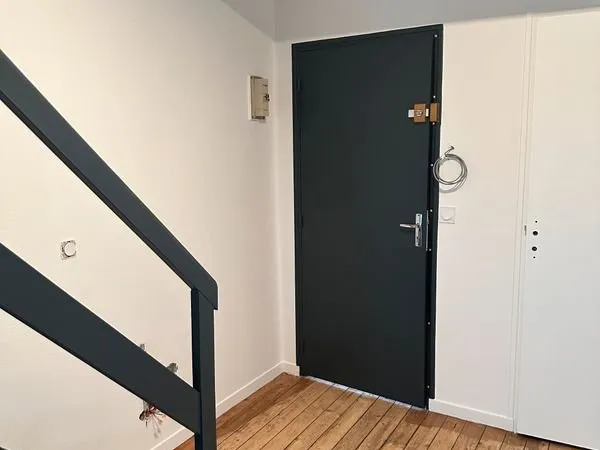 A LOUER APPARTEMENT f 2 A BAYEUX