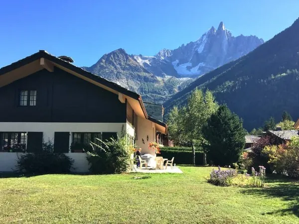 CHAMONIX PLAINE DES PRAZ vente de la nue propriété d'un joli chalet 254 m2