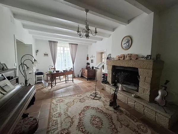 Ancienne Commanderie Templière et longère de 207 m²