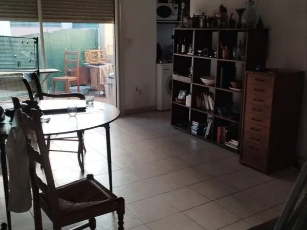 Chambre à louer dans f3