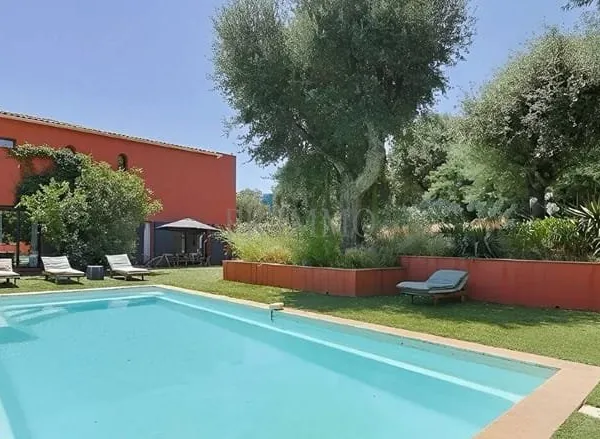 Villa 7 pièces 180 m²