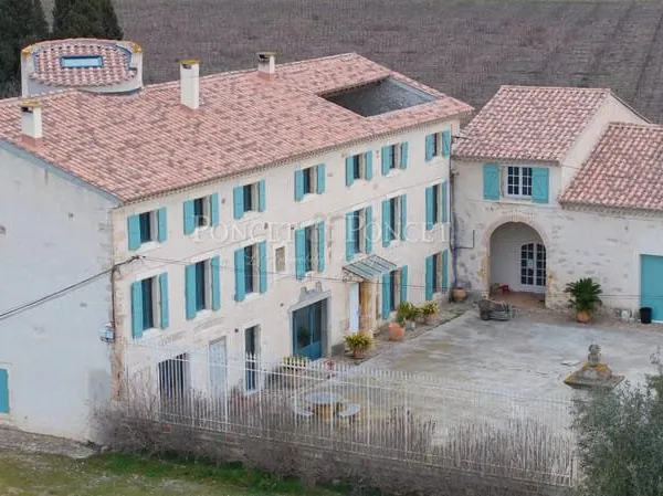 Propriété de caractère dans l'Aude, 1,8 hectares