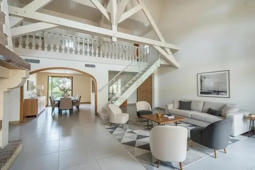 Maison 8 pièces 200 m²