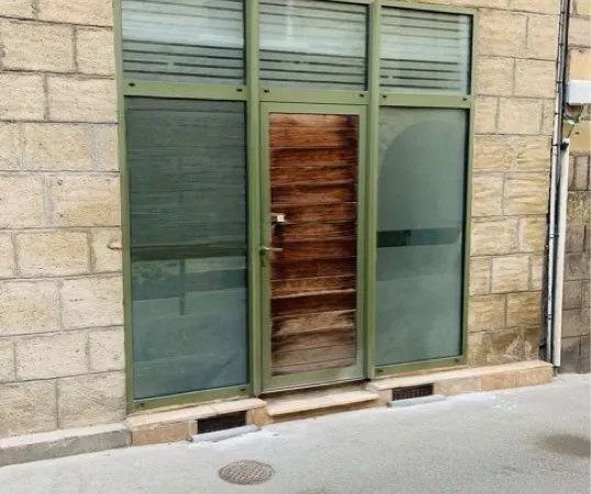 Local professionnel centre ville Brive