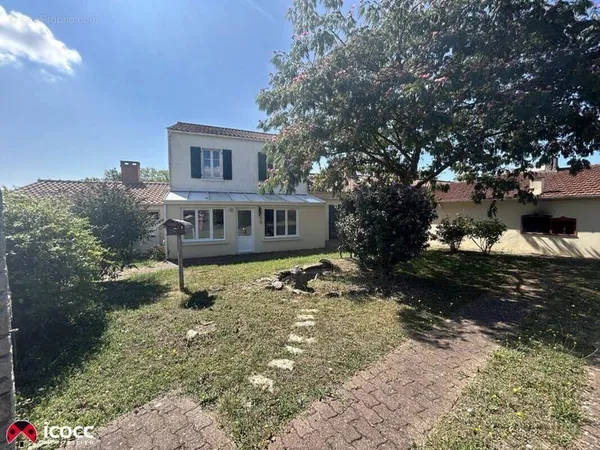 Maison 7 pièces 150 m²